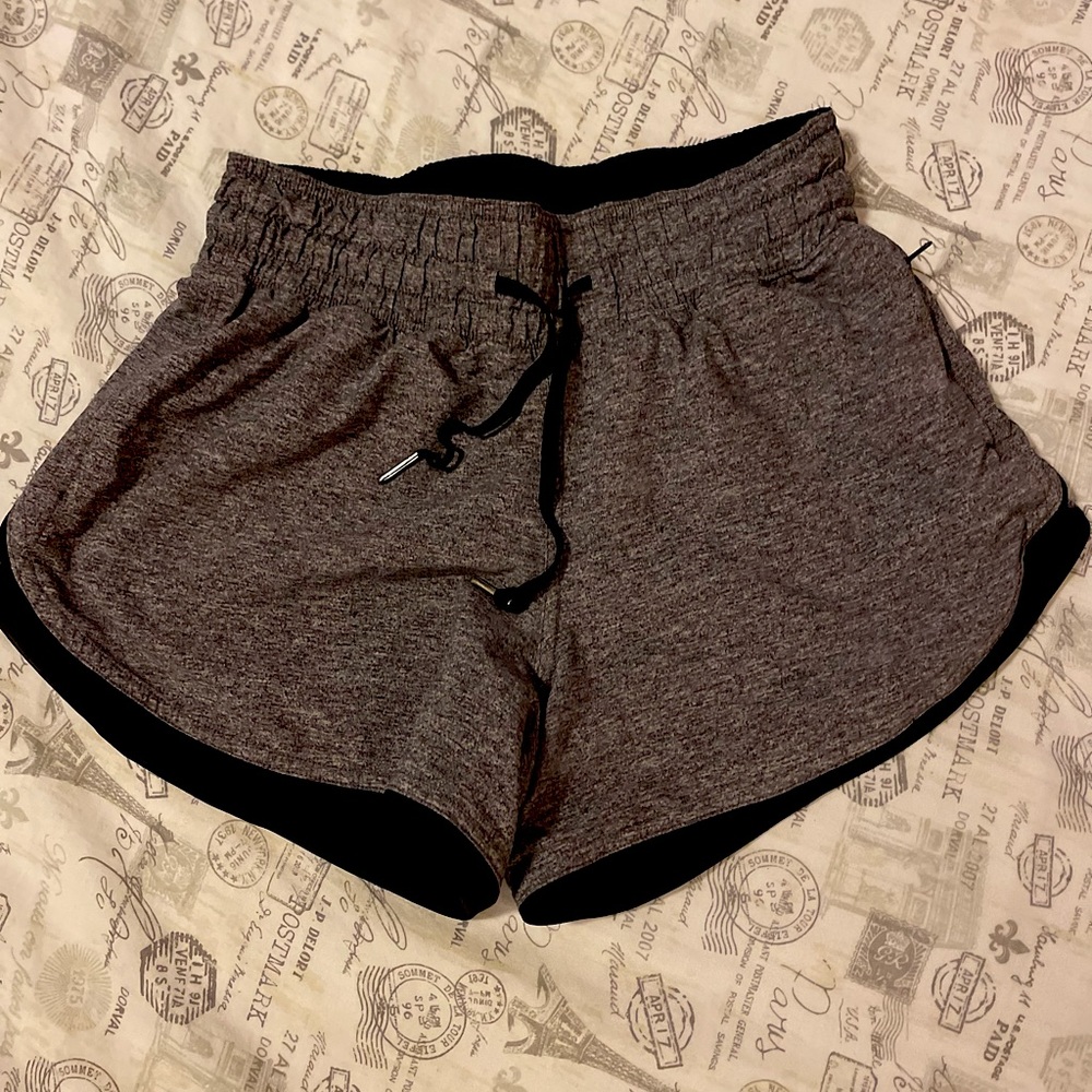 Lululemon Choose a Side 3" *Reversible* Short